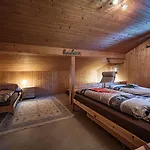Casa Dschember 10 * 아로사