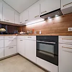 아파트 Casa Dschember 10