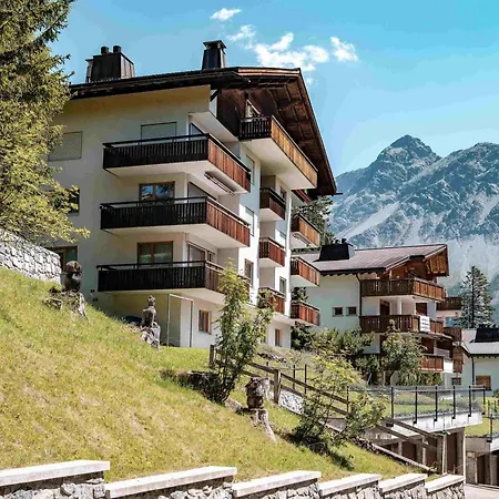 דירה Casa Dschember 10 *