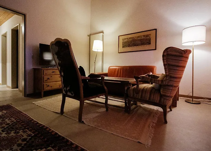 Casa Dschember 10 דירה