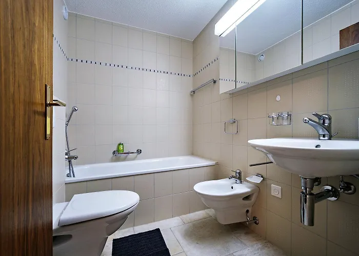 Casa Dschember 10 דירה ארוזה